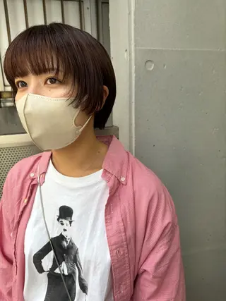 ショート カラー 池田理紗/メンズ カット/切りっぱなしのヘアスタイル