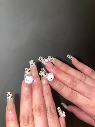 ネイル GO TODAY シェアサロン 渋谷Amiu店所属・渋谷ネイル🎀 y2k/海外ネイルのネイルデザイン