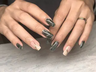 ネイル 中井 百萌のネイルデザイン