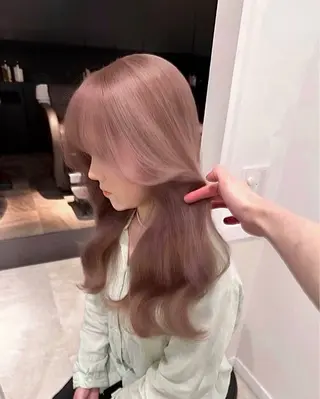 セミロング カラー 柔らかbeige モトキのヘアスタイル