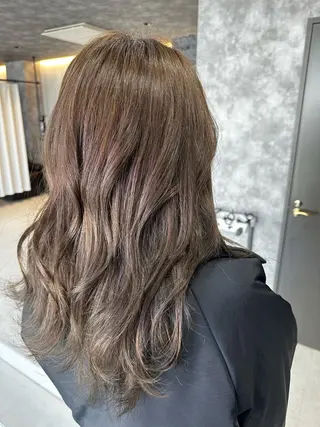 セミロング カラー ヘアアレンジ ルービック奈良 平本 温大のヘアスタイル