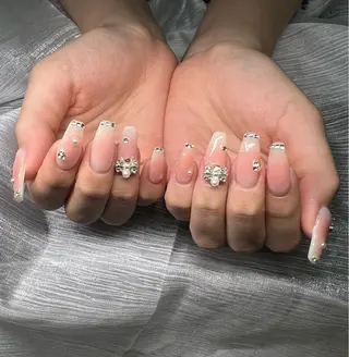 ネイル Lee Nailsのネイルデザイン