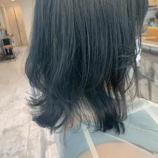 カラー ヤマダ サクラのヘアスタイル