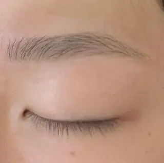 アイブロウ 金子 茉央のマツエク・マツパデザイン