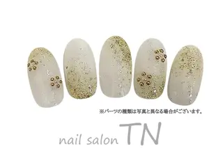 ネイル 矢川 まどかのネイルデザイン