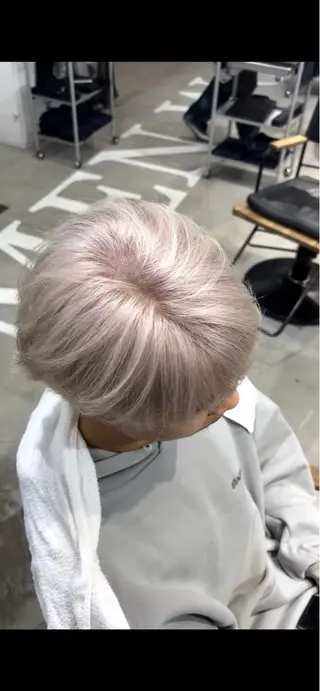 カラー メンズ 吉田 彩人のヘアスタイル