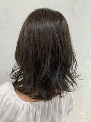 ミディアム カラー パーマ 韓国ヘア🇰🇷/ レイヤーカット✂︎のヘアスタイル