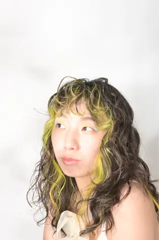 セミロング パーマ Aya/四条烏丸/ インナーカラーのヘアスタイル