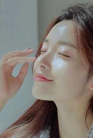 Pola R-isa 南船場所属・肌悩みに特化した エステ/POLAのエステ・リラクイメージ