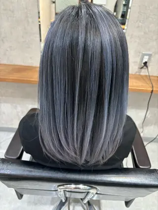 セミロング カラー 松井那津子 /ハイライトブリーチのヘアスタイル