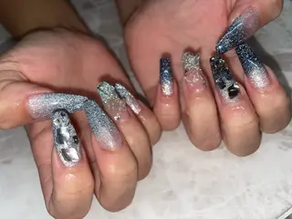 ネイル Roi〈ロワ〉 Minakoのネイルデザイン