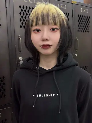 セミロング カラー ウルフ/レイヤー ⚡️ITSUKU⚡️のヘアスタイル