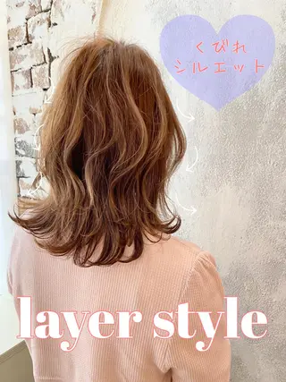 ミディアム 工藤 沙羅のヘアスタイル