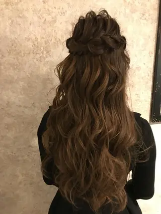 ミディアム due hair 京都駅前店 MILBON オージュア認定サロン【デューヘアー】所属・ハイトーンブリーチ 土坂 由志【京都】のヘアスタイル