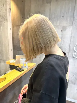 ショート カラー ヘアアレンジ 🐹ブリーチ/ボブ /韓国ヘア/蓮🐹のヘアスタイル