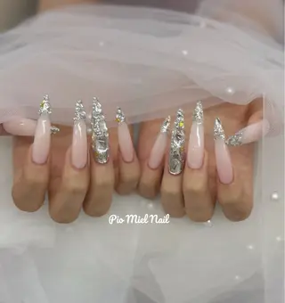 ロング momo 長さだしのネイルデザイン