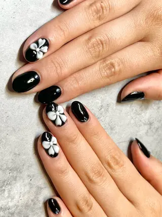 ネイル NailSalon MOMOKAのネイルデザイン