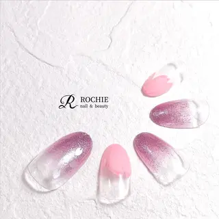 ネイル ROCHIE【ロキエ】所属・ROCHIE Rikaのネイルデザイン
