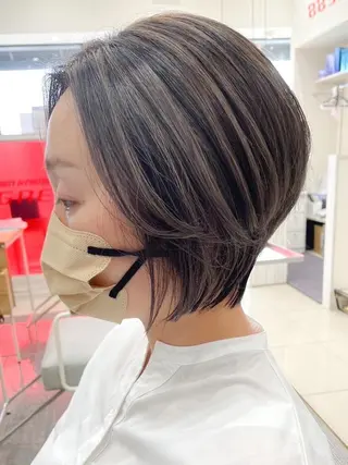 ショート カラー ヘアケアサロン MAIN[メイン]のヘアスタイル