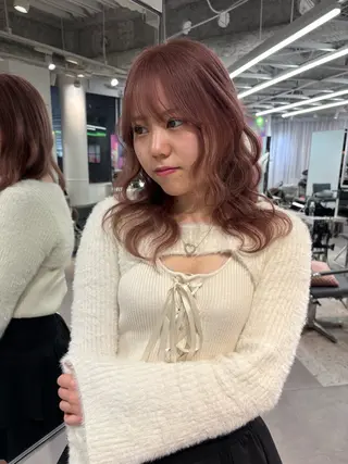 セミロング カラー MEI🎀つやカラー 🎀レイヤー🎀渋谷のヘアスタイル