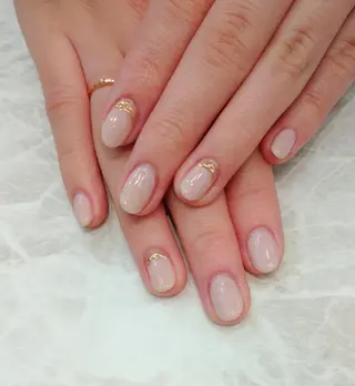 ネイル 會田 瑠衣のネイルデザイン