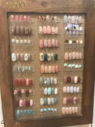 ネイル ”salon" そりまちゆうこのネイルデザイン