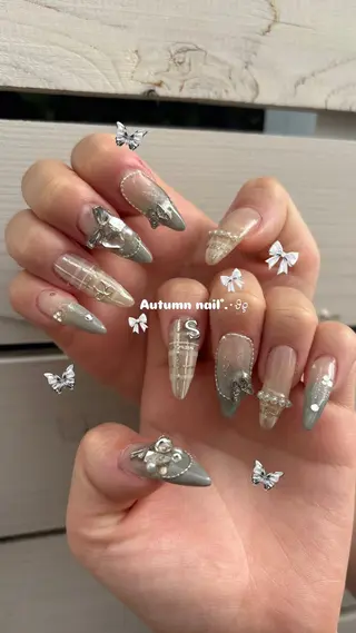 ネイル laninails所属・LANI nailsalonのネイルデザイン