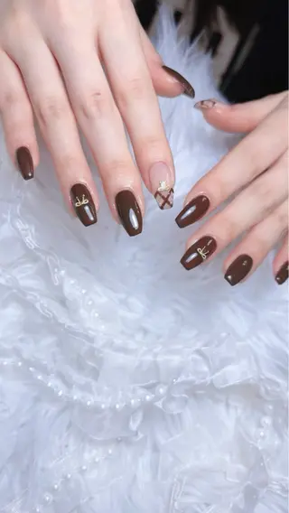 ネイル 𝑬𝑹𝑰𝑲𝑨 𓂃🎀𓈒𓏸のネイルデザイン