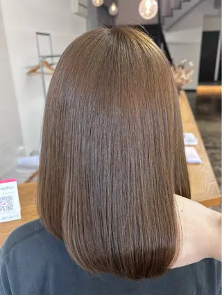 ミディアム カラー sol. ayakaのヘアスタイル
