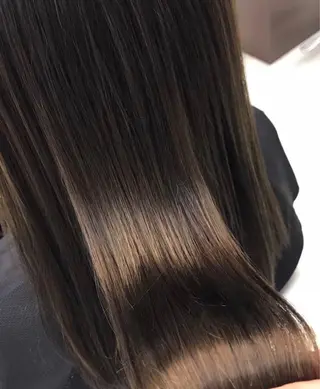 ロング ベージュカラー/ いぢちるみのヘアスタイル