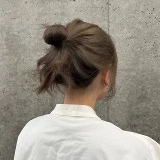 ロング カラー Henrietta  自由が丘所属・ベージュ/ブリーチ無 し/透明感/yukiのヘアスタイル