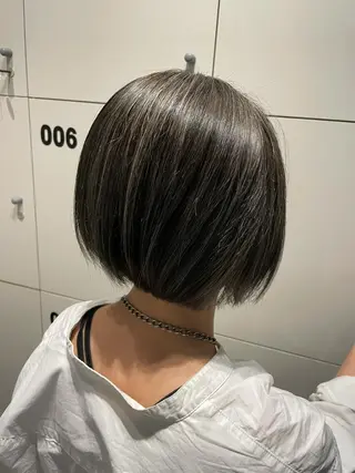 ショート カラー レイヤー×髪質改善 ×透明感/杉田 圭のヘアスタイル