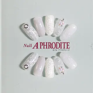 ネイル Nail  Aphroditeのネイルデザイン
