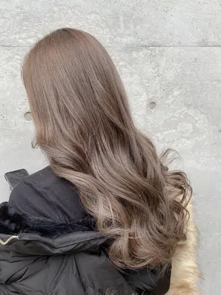 セミロング カラー SALOWIN神戸三宮East店所属・【透明感、艶髪】西村 有司のヘアスタイル