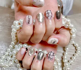 ショート リラクサロンRIRI所属・La nail pandaのネイルデザイン