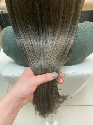 ロング カラー ブリーチカラー/ベー ジュ/Hono🦖のヘアスタイル