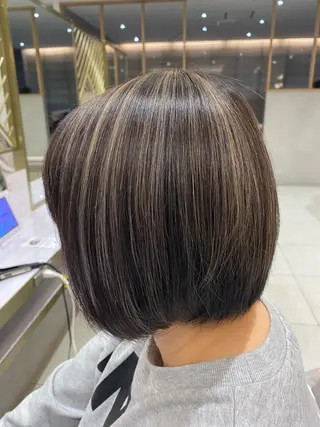 ショート カラー 渡辺　亮/ 白髪ぼかし/髪質改善のヘアスタイル