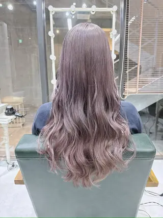 ロング カラー 𝐍𝐚𝐧𝐚{ 原宿/ハイトーン🫧のヘアスタイル