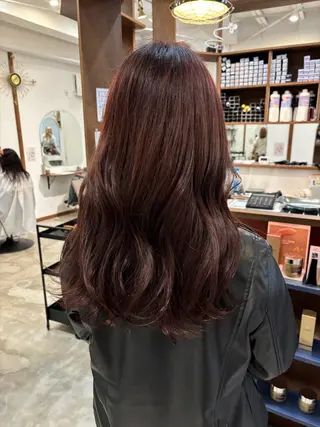 セミロング 牧田 彩香のヘアスタイル