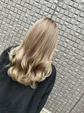 ロング カラー TotalBeautysalonCURE所属・CURE 朱梨のネイルデザイン