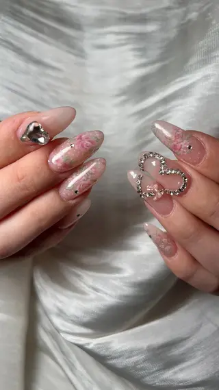 ネイル ネイリスト シンのネイルデザイン