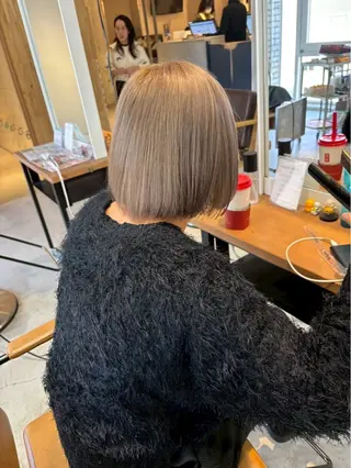 ショート Ravens 髪質改善のヘアスタイル