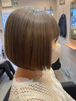 ショート カラー nowhere所属・nowhere ノーウェアのヘアスタイル