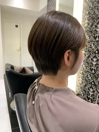 ショート air -GINZA tower所属・小潟 千尋のヘアスタイル