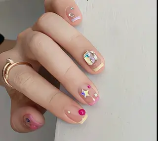 ネイル 💅E•U•B NAIL🌹所属・横浜市中区曙町 ネイルE·U·Bのネイルデザイン
