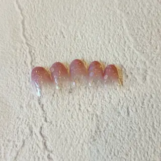 ネイル 佐々木 春香のネイルデザイン