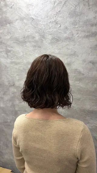 パーマ ルプラボウ/ 内藤ほのか/艶カラーのヘアスタイル