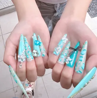 ネイル 高島 夏海のネイルデザイン