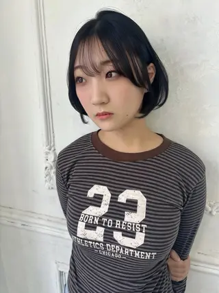 ショート カラー MaisonHALU 松浦光咲のヘアスタイル