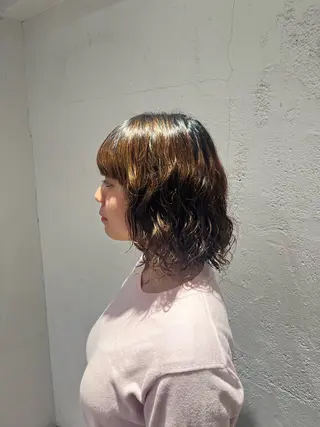 パーマ ᴛᴏᴍᴏᴋᴀ / ᴄʜᴇʀɪのヘアスタイル